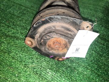 СТОЙКА НА NISSAN NV200 VM20 HR16DE