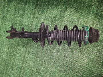 СТОЙКА НА HONDA FIT GP5 LEB