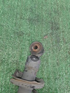 СТОЙКА НА HONDA STREAM RN6 R18A