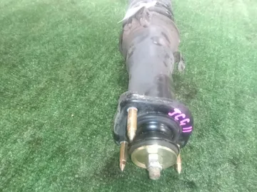 СТОЙКА НА TOYOTA PROGRES JCG11 2JZ-GE