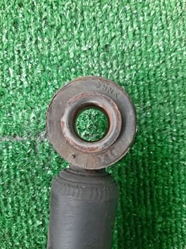 СТОЙКА НА TOYOTA COROLLA NZE121 1NZ-FE