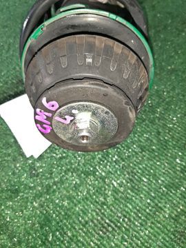 СТОЙКА НА HONDA GRACE GM6 L15B