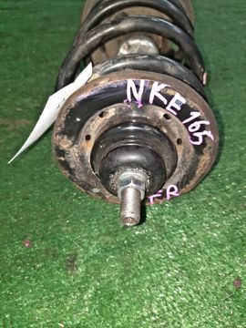 СТОЙКА НА TOYOTA COROLLA AXIO NKE165 1NZ-FE