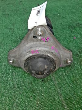 СТОЙКА НА AUDI A6 4F2