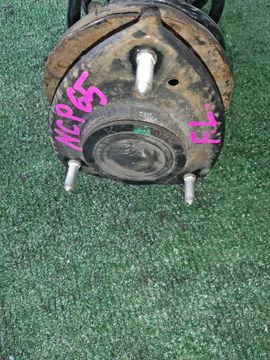 СТОЙКА НА TOYOTA IST NCP65 1NZ-FE