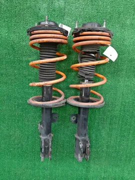 СТОЙКА НА TOYOTA NOAH AZR60G 1AZ-FSE