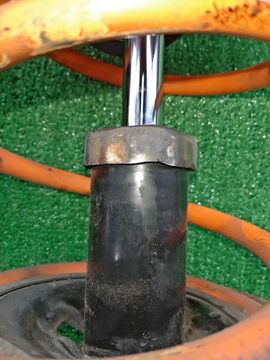 СТОЙКА НА TOYOTA NOAH AZR60G 1AZ-FSE