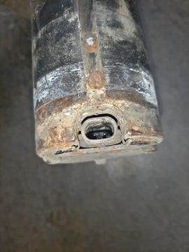 СТОЙКА НА AUDI TT 8J AUQ