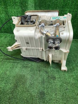 КОРПУС ПЕЧКИ НА TOYOTA SPRINTER AE104