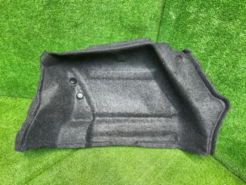 ОБШИВКА БАГАЖНИКА НА TOYOTA CROWN JZS155