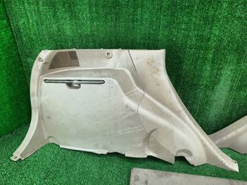 ОБШИВКА БАГАЖНИКА НА MAZDA DEMIO DY3W