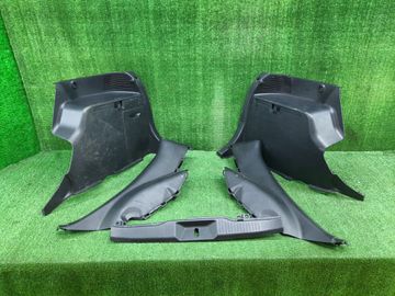 ОБШИВКА БАГАЖНИКА НА MAZDA DEMIO DY3W
