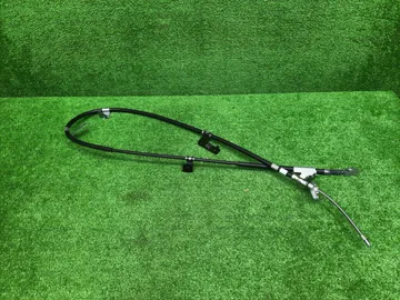ТРОС РУЧНИКА НА TOYOTA FORTUNER GUN156