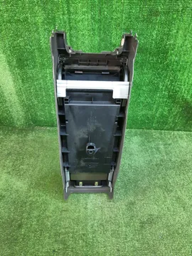 БАРДАЧОК МЕЖДУ СИДЕНЬЯМИ НА TOYOTA MARK II GX100