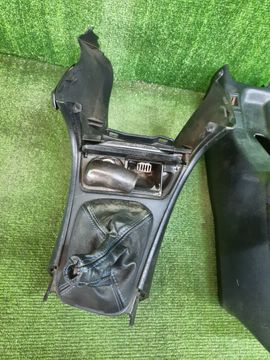 БАРДАЧОК МЕЖДУ СИДЕНЬЯМИ НА TOYOTA COROLLA LEVIN AE101