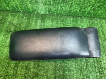 БАРДАЧОК МЕЖДУ СИДЕНЬЯМИ НА NISSAN TIIDA C11