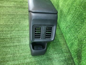 БАРДАЧОК МЕЖДУ СИДЕНЬЯМИ НА HONDA VEZEL RV5