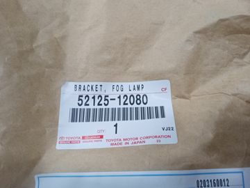 ОЧКИ ПРОТИВОТУМАНКИ НА TOYOTA AURIS NZE181H