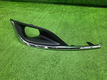 ОЧКИ ПРОТИВОТУМАНКИ НА TOYOTA NOAH ZWR80G