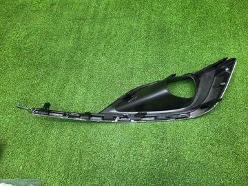 ОЧКИ ПРОТИВОТУМАНКИ НА TOYOTA NOAH ZWR80G