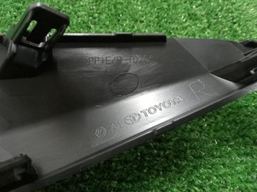 ОЧКИ ПРОТИВОТУМАНКИ НА TOYOTA AQUA NHP10