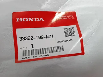 ОЧКИ ПРОТИВОТУМАНКИ НА HONDA INSIGHT ZE3