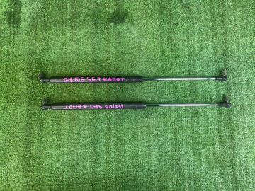 АМОРТИЗАТОР КАПОТА НА TOYOTA MARK II GX100