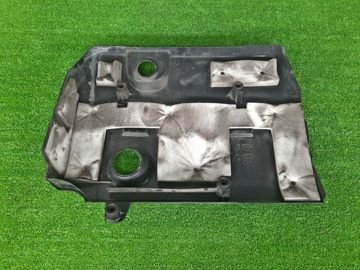 КРЫШКА ДВС НА TOYOTA ISIS ZGM15G 2ZR-FAE