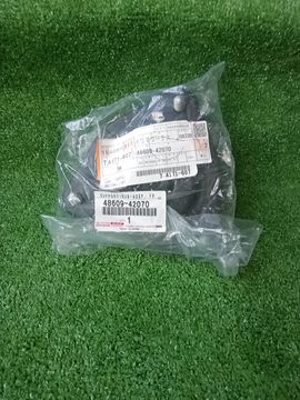 ОПОРА СТОЙКИ НА TOYOTA RAV4 MXAA52